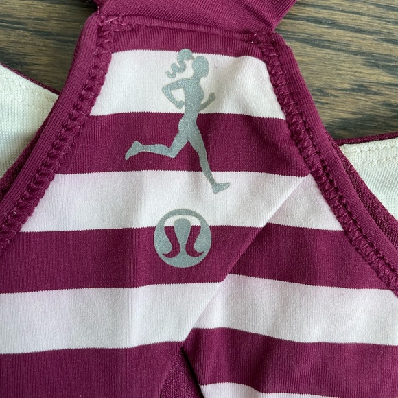 Lululemon Run Stuff Your Bra Seawheeze Special Edition - Plum/White Stripe - Picture 3 of 4